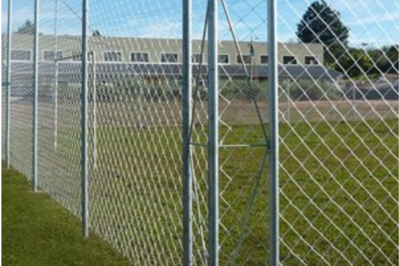 Tela de Aço para Cerca: Solução Durável e Segura